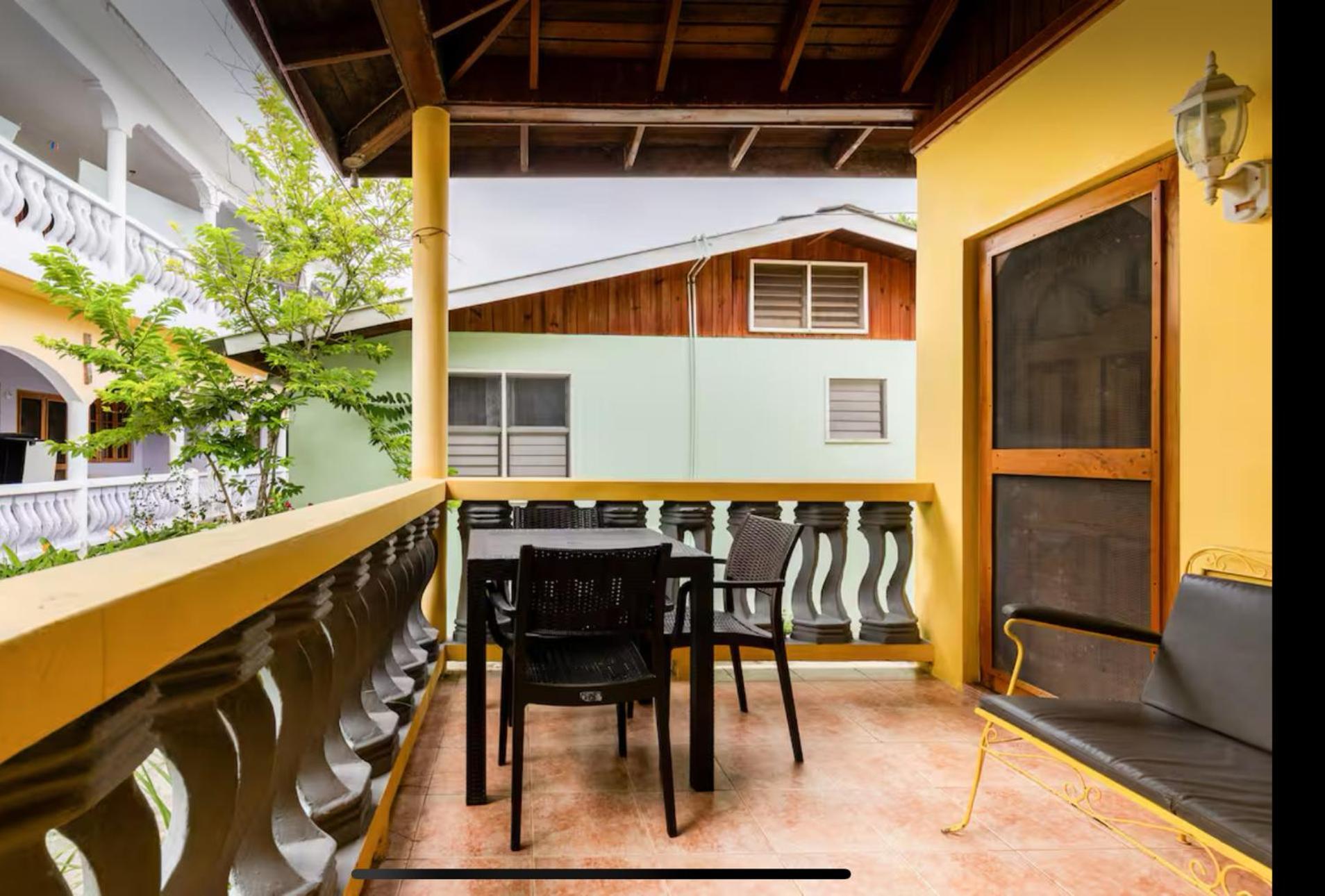 R&V Villa Negril Ngoại thất bức ảnh